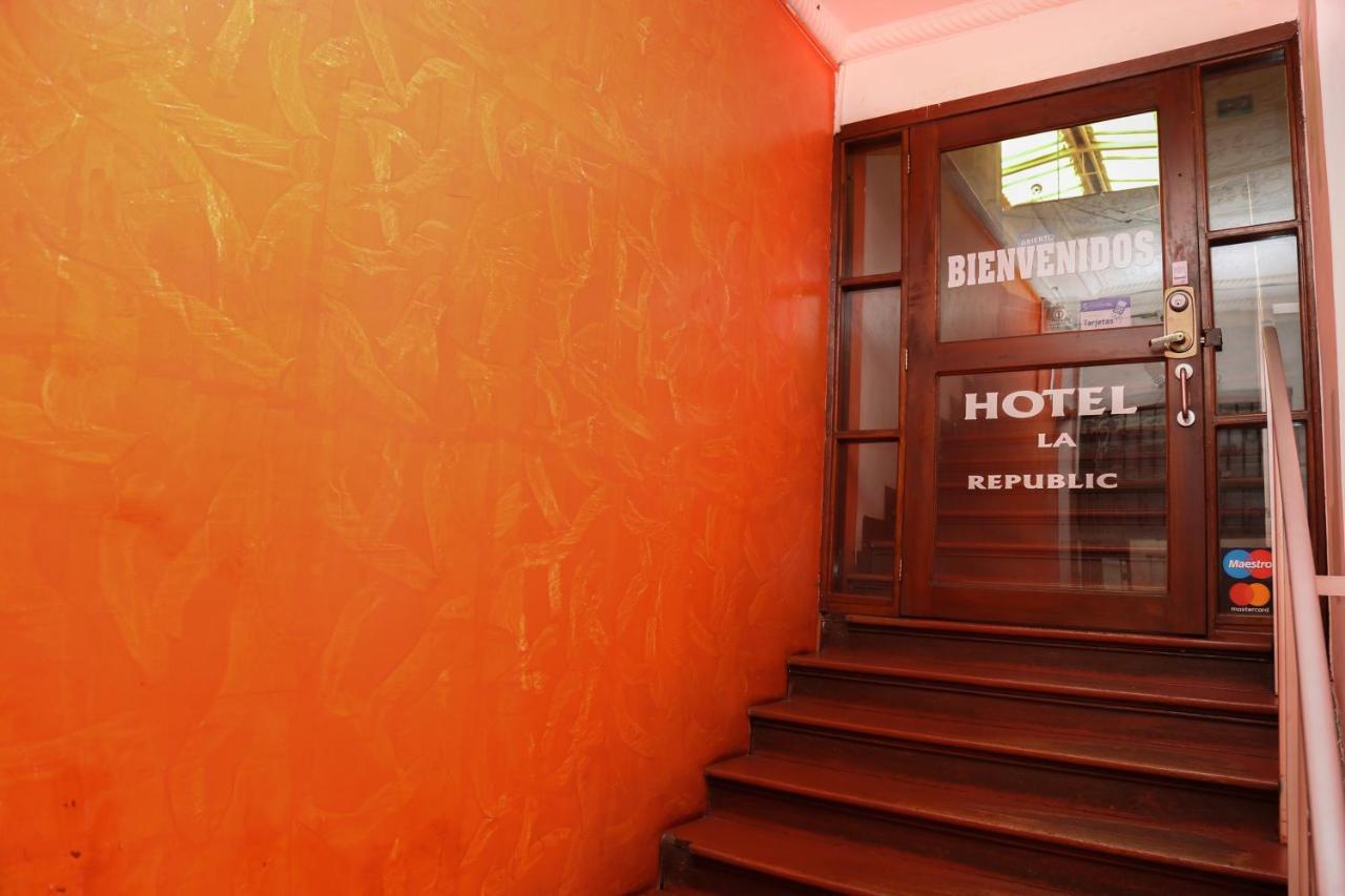 Hotel La Republica 马尼萨莱斯 外观 照片